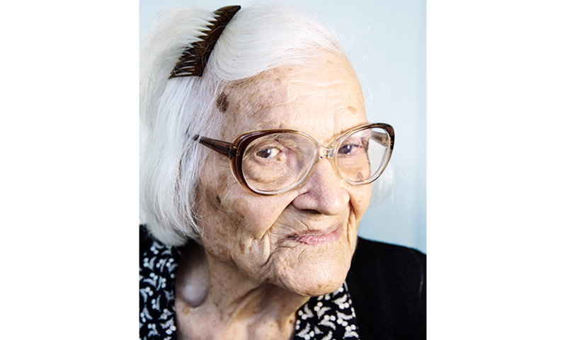 Ioanna Proiou, 105 Jahre alt